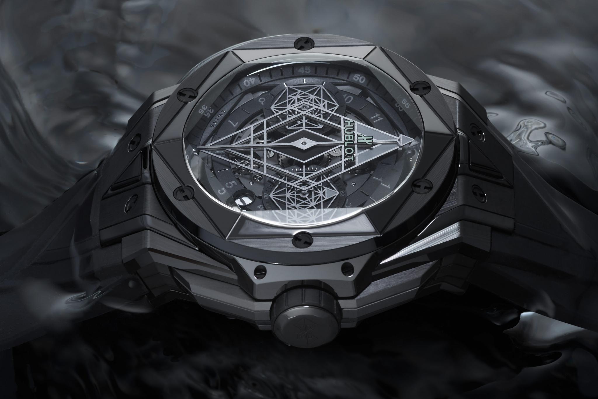 Hublot BIG BANG UNICO SANG BLEU II ALL BLACK GETS INKED IN BLACK