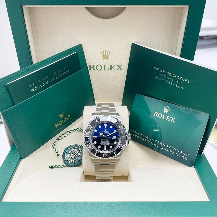 Rolex Sea-Dweller 44mm m126660-0002