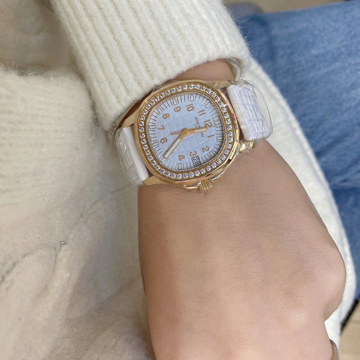 5068R-010-Patek Philippe AQUANAUT-women