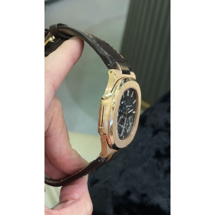 Patek Philippe Nautilus Gold 5712R-001 Replica