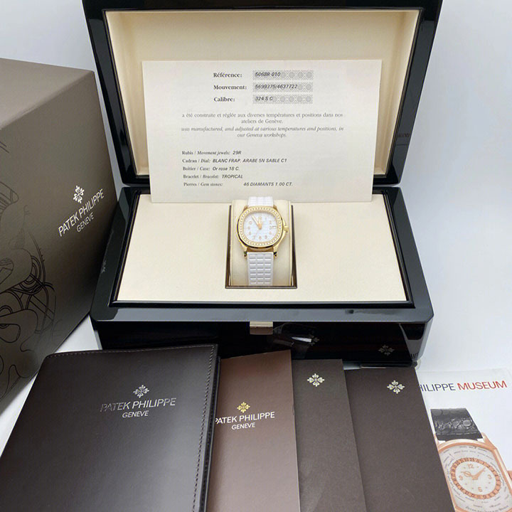 5068R-010-Patek Philippe AQUANAUT-women