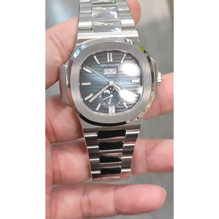Patek Philippe Nautilus 5726/1A-014 Replica