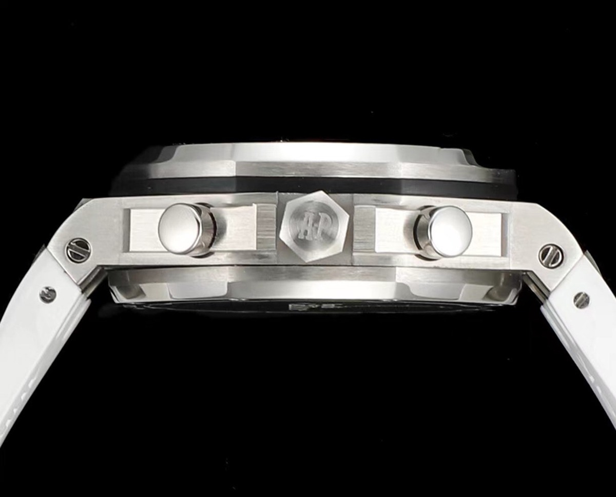 Audemars Piguet Royal Oak Offshore Chronograph 37 mm, White Ref. 26231ST.ZZ.D010CA.01