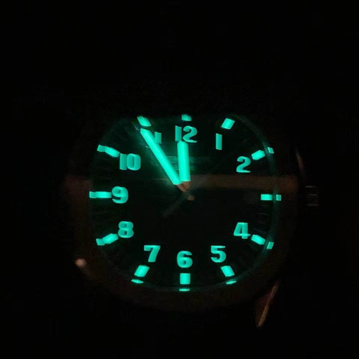 5168G-010- Patek Philippe AQUANAUT