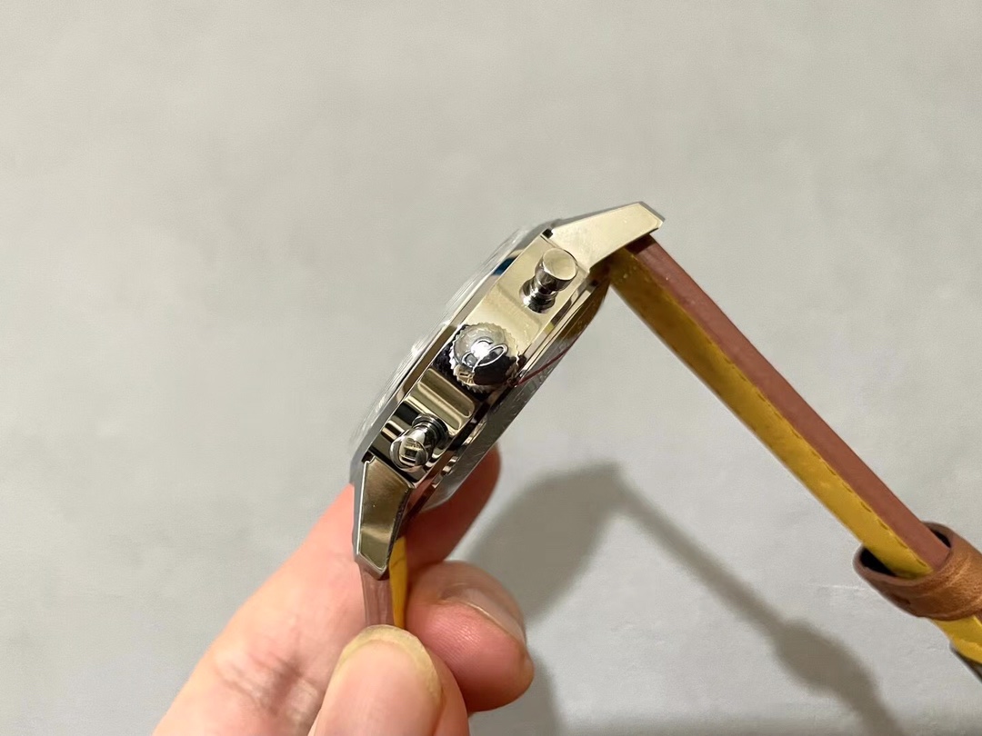 BREITLING TOP TIME DEUS LIMITED EDITION