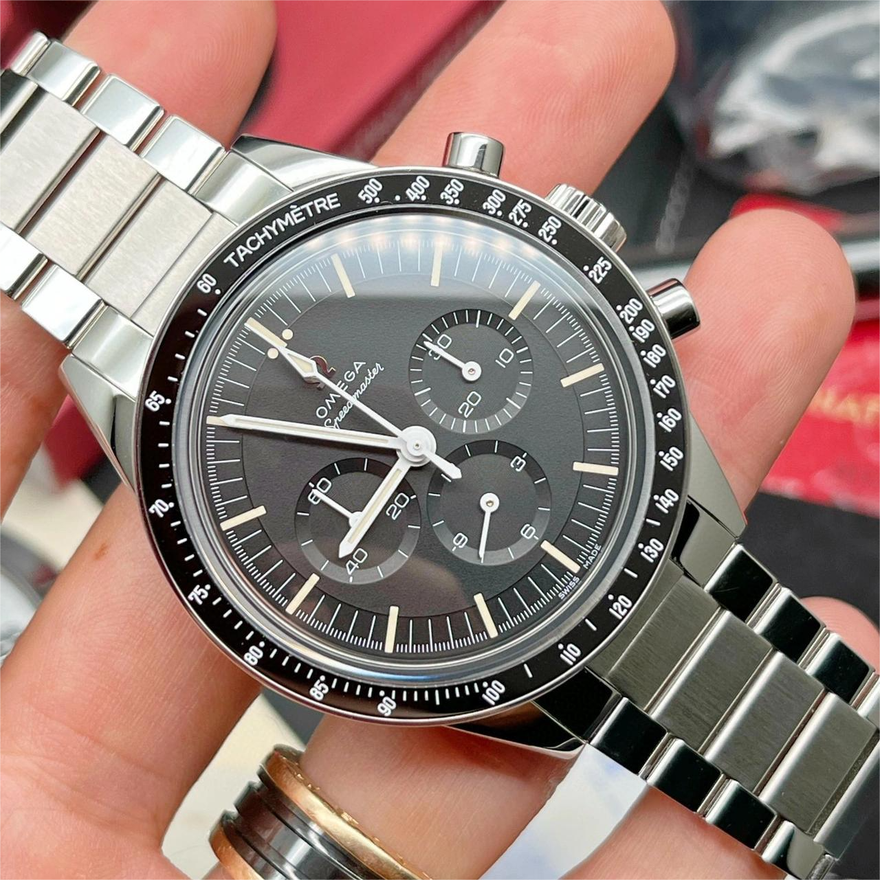 Omega Speedmaster Professional Moonwatch -311.30.40.30.01.001