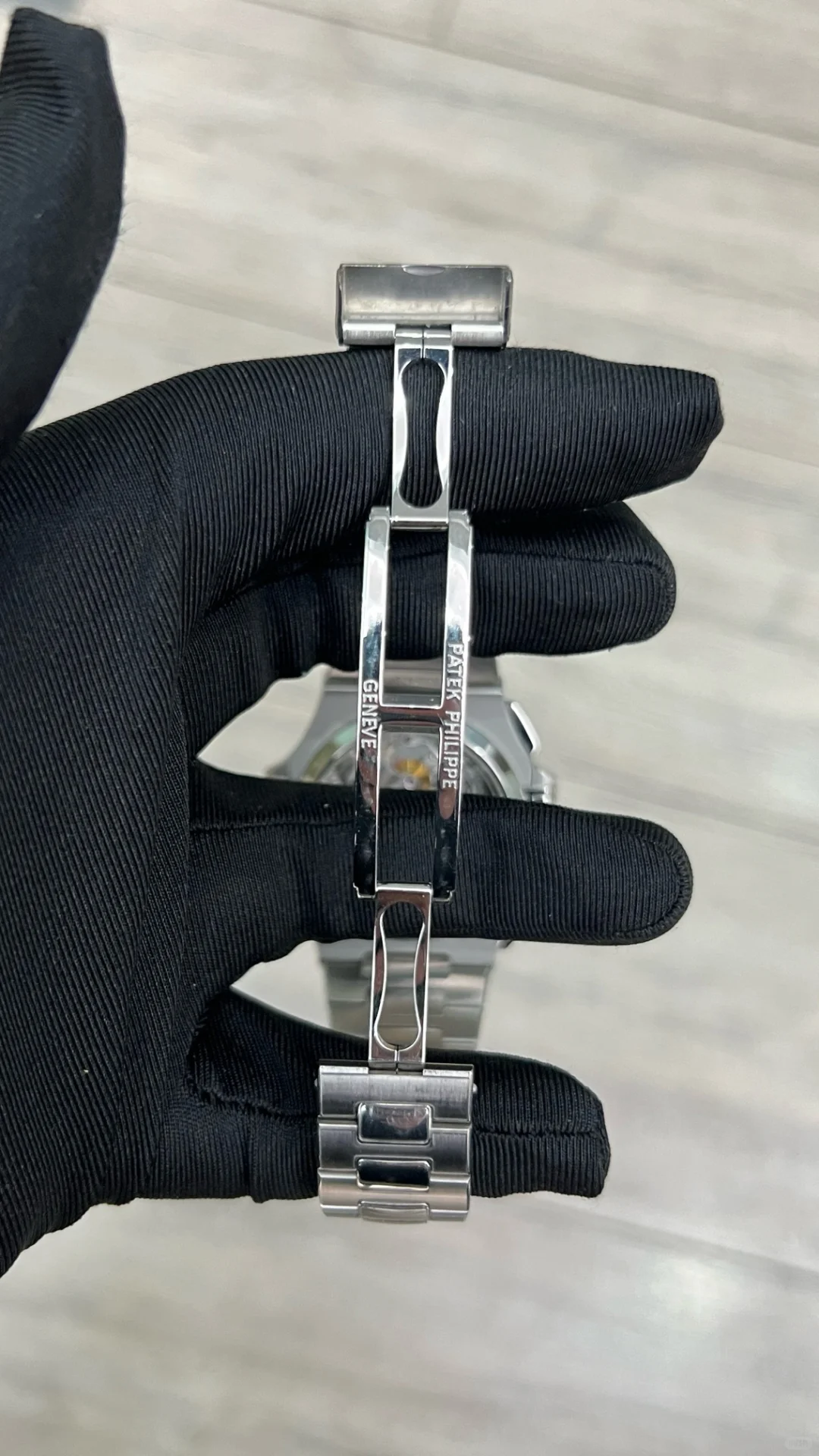 Patek Philippe Nautilus 5980/1A-001 Replica