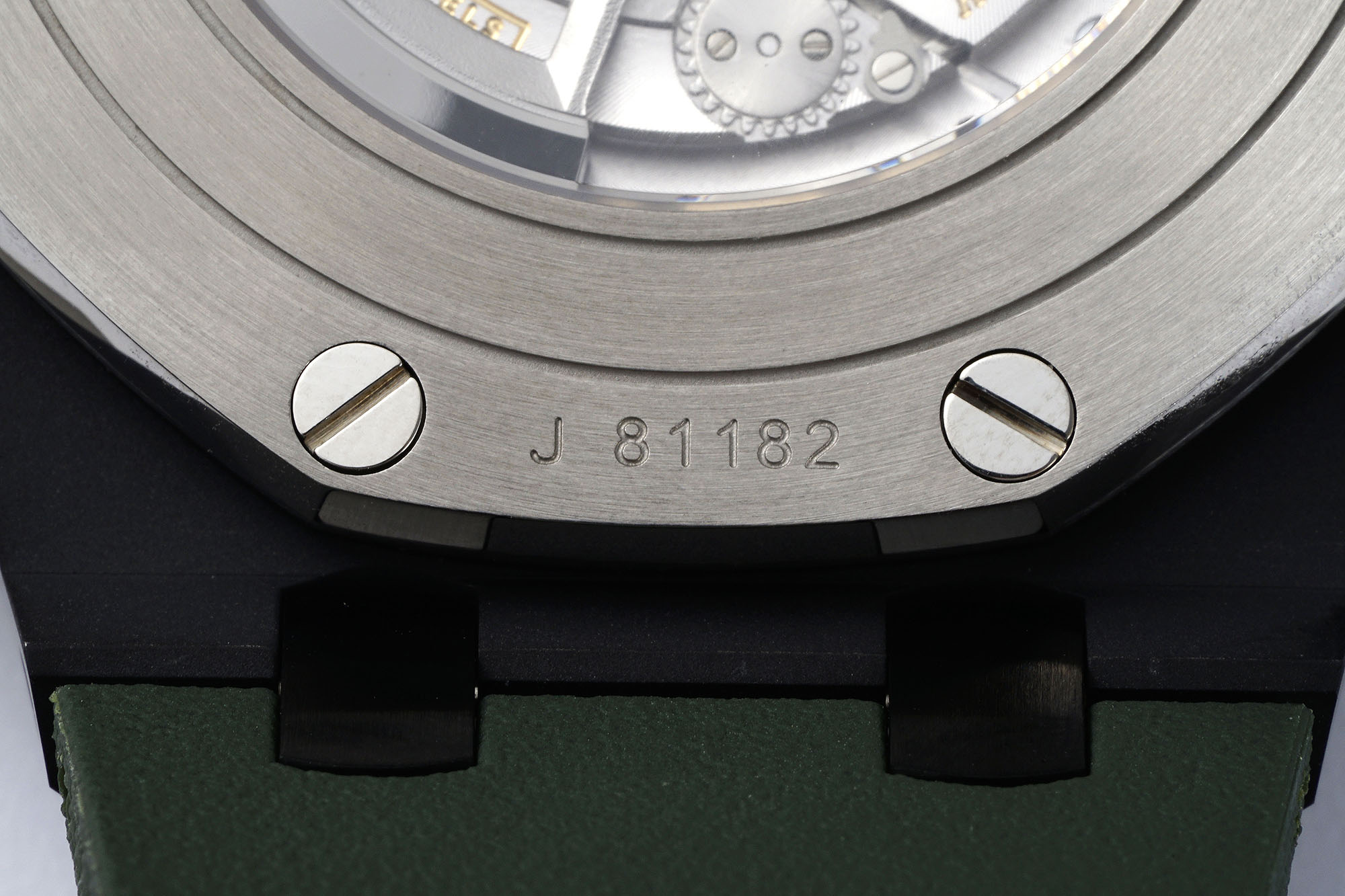 Audemars Piguet Royal Oak Offshore 44 mm, Green Ref. 26405CE.OO.A056CA.01