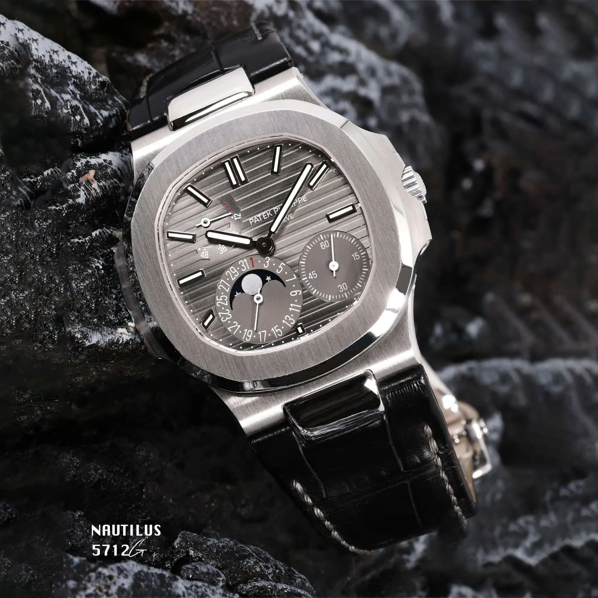 5712G-001 - Patek Philippe NAUTILUS