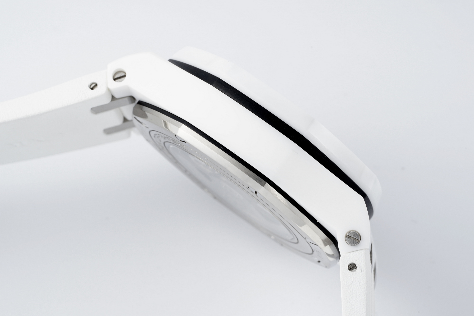 Audemars Piguet Royal Oak Offshore 44 mm, White Ref. 26402CB.OO.A010CA.01