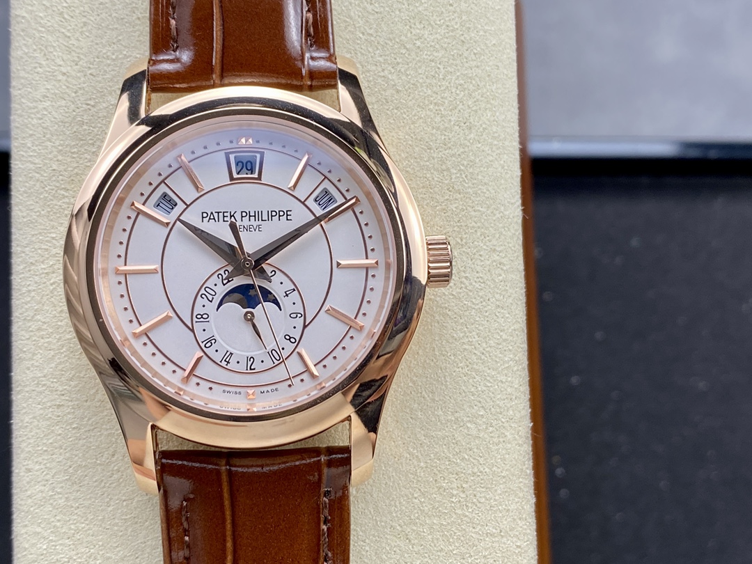 Patek Philippe Complications 5205R-001 Annual Calendar 40Mm 18K Rose Gold