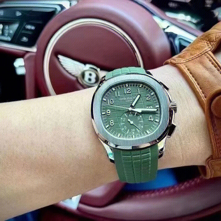 Patek Philippe Aquanaut 5968G-010 Khaki Green 42.2mm