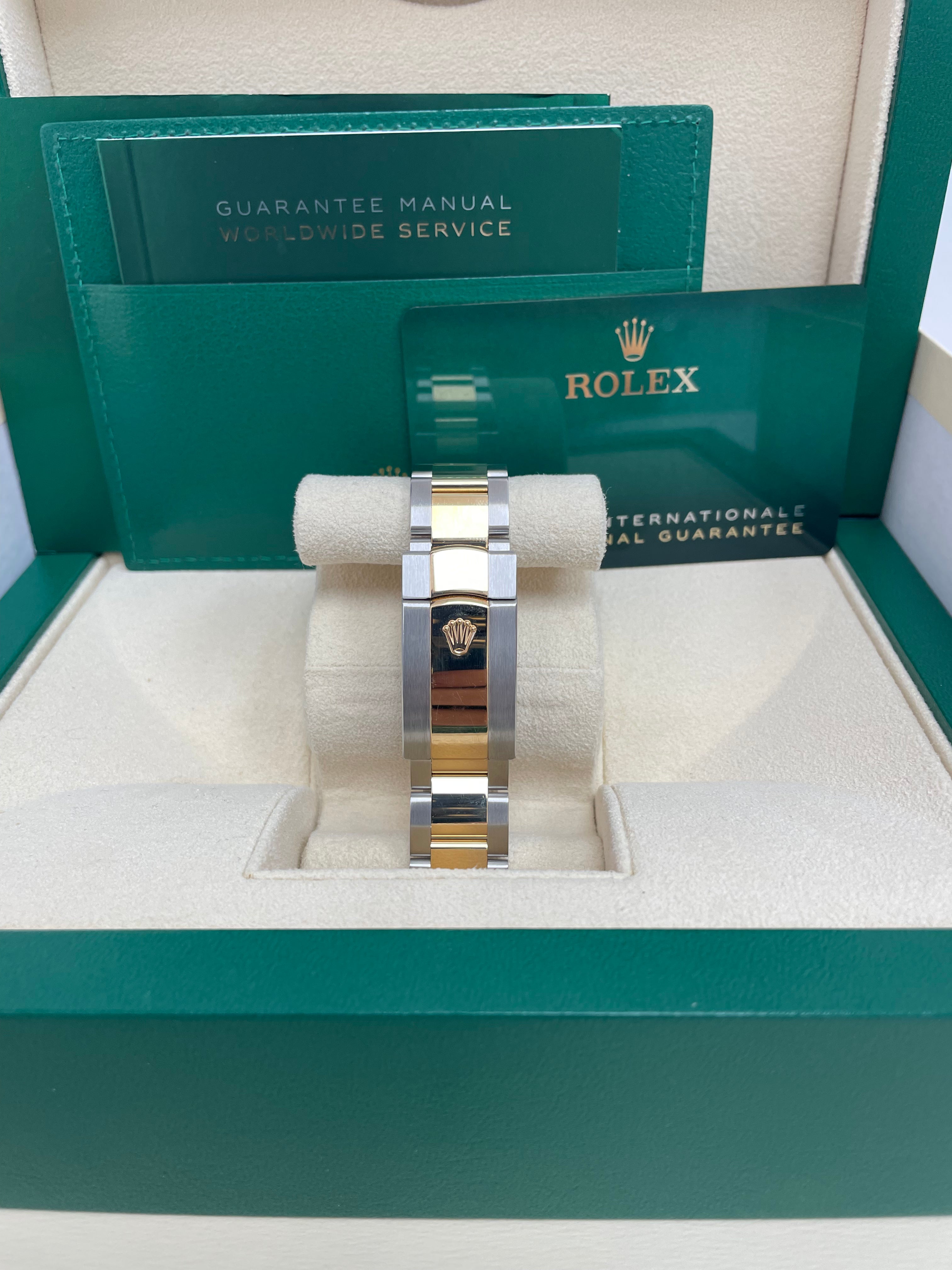 Rolex Steel and Yellow Gold Rolesor Datejust 41 Smooth Bezel Black Index Dial Oyster Bracelet (REF#126303)