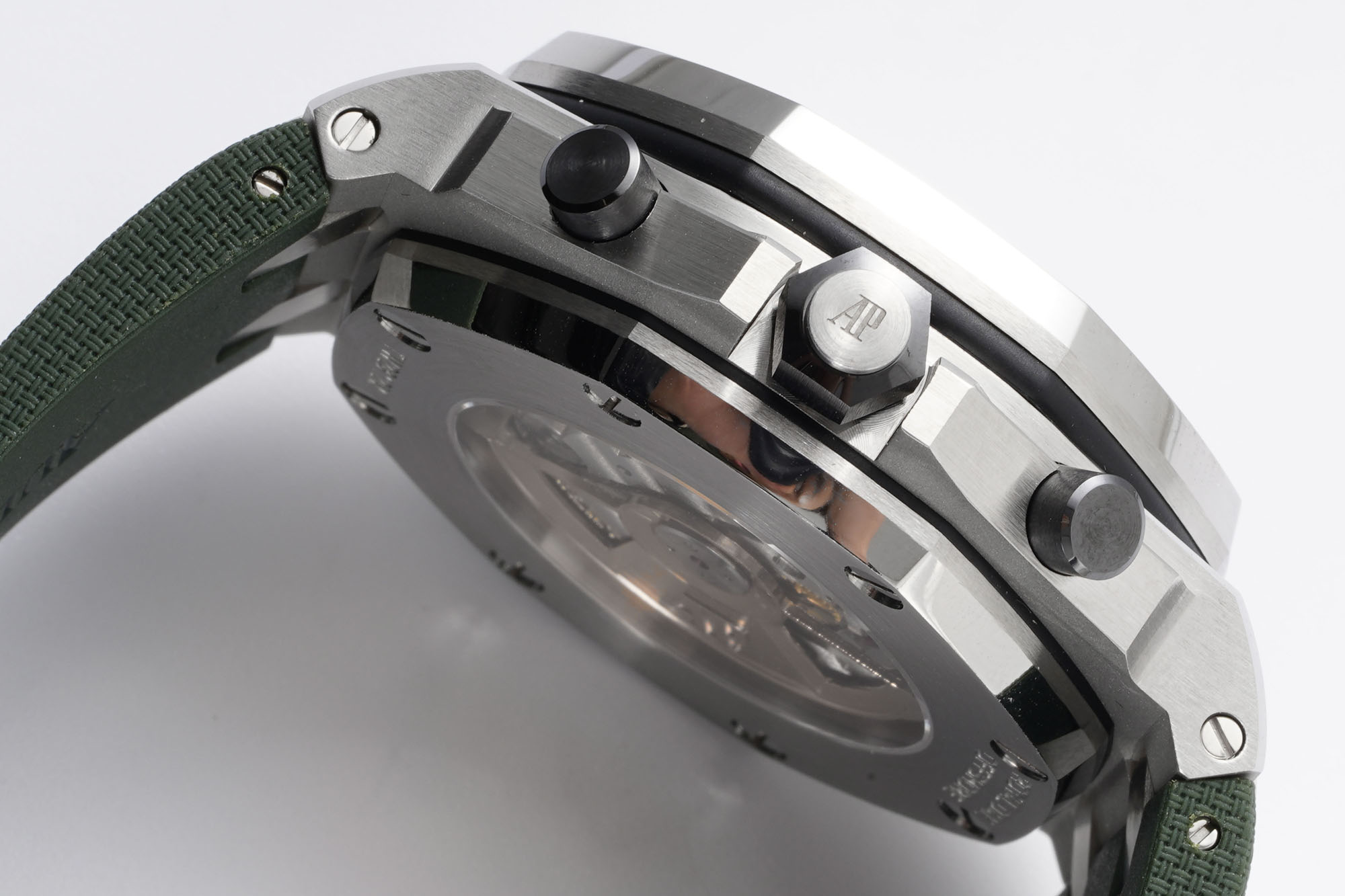 Audemars Piguet Royal Oak Offshore 42 mm, Green Ref. 26238TI.OO.A056CA.01