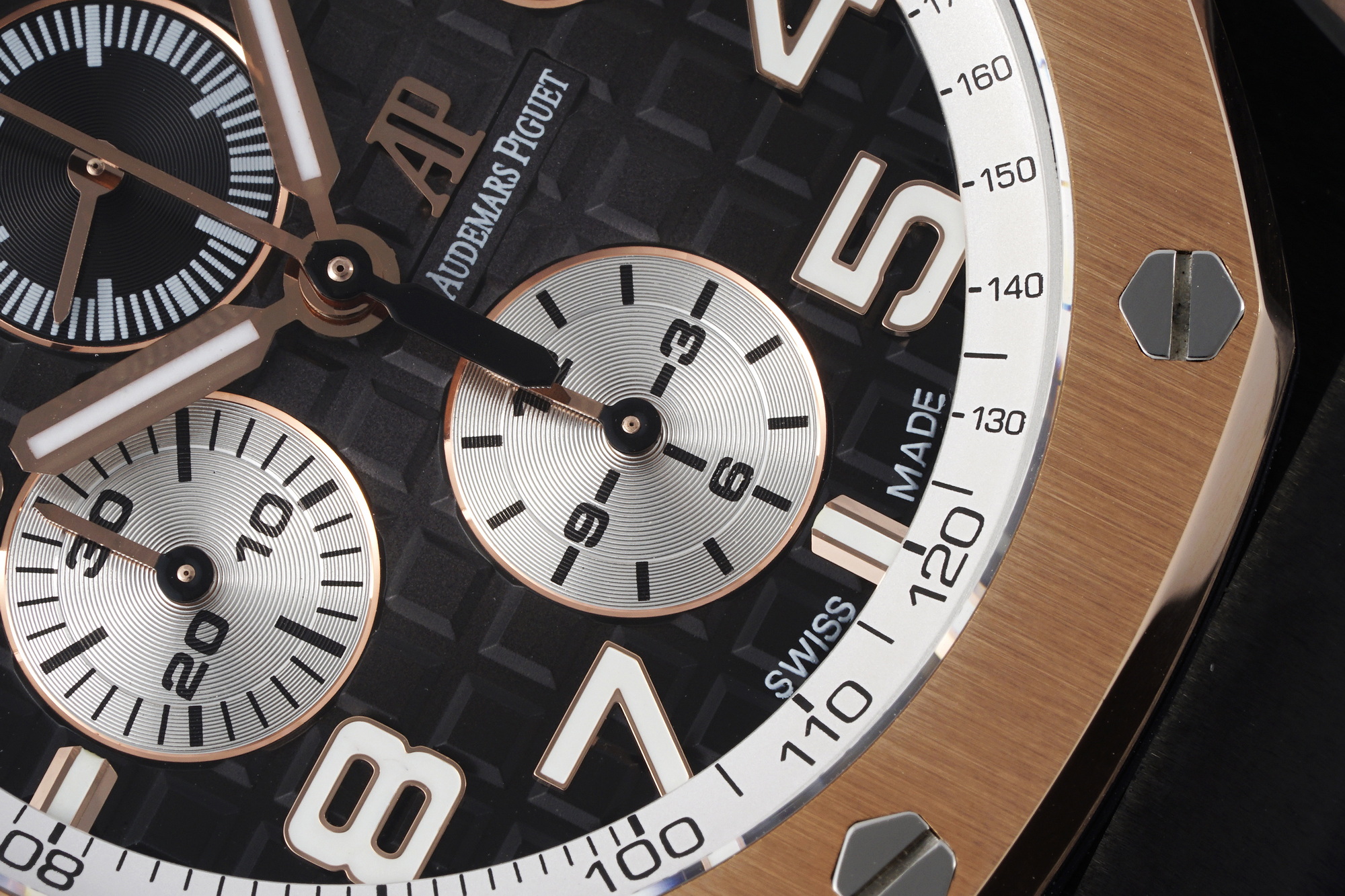 Audemars Piguet Royal Oak Offshore 44 mm, Grey Ref. 26405NR.OO.A002CA.01