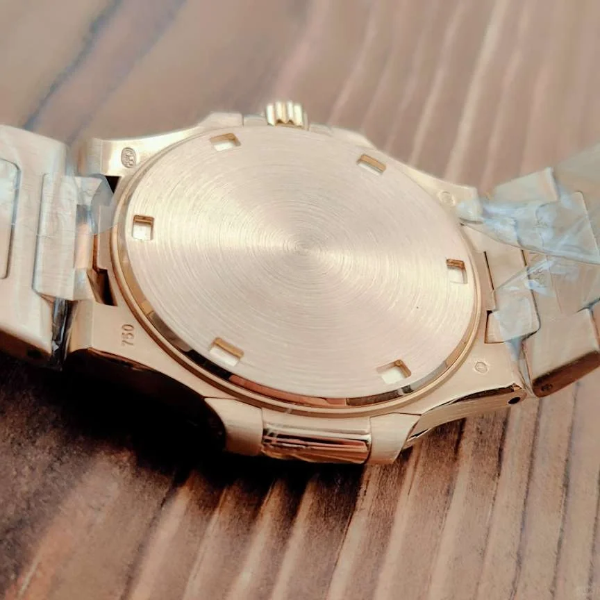 Patek Philippe Nautilus 7011/1R Replica