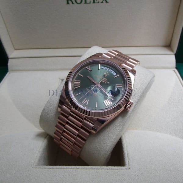 Rolex Day-Date 40 Presidential Olive Green Dial 18kt Rose Gold Men's Watch 228235-0025
