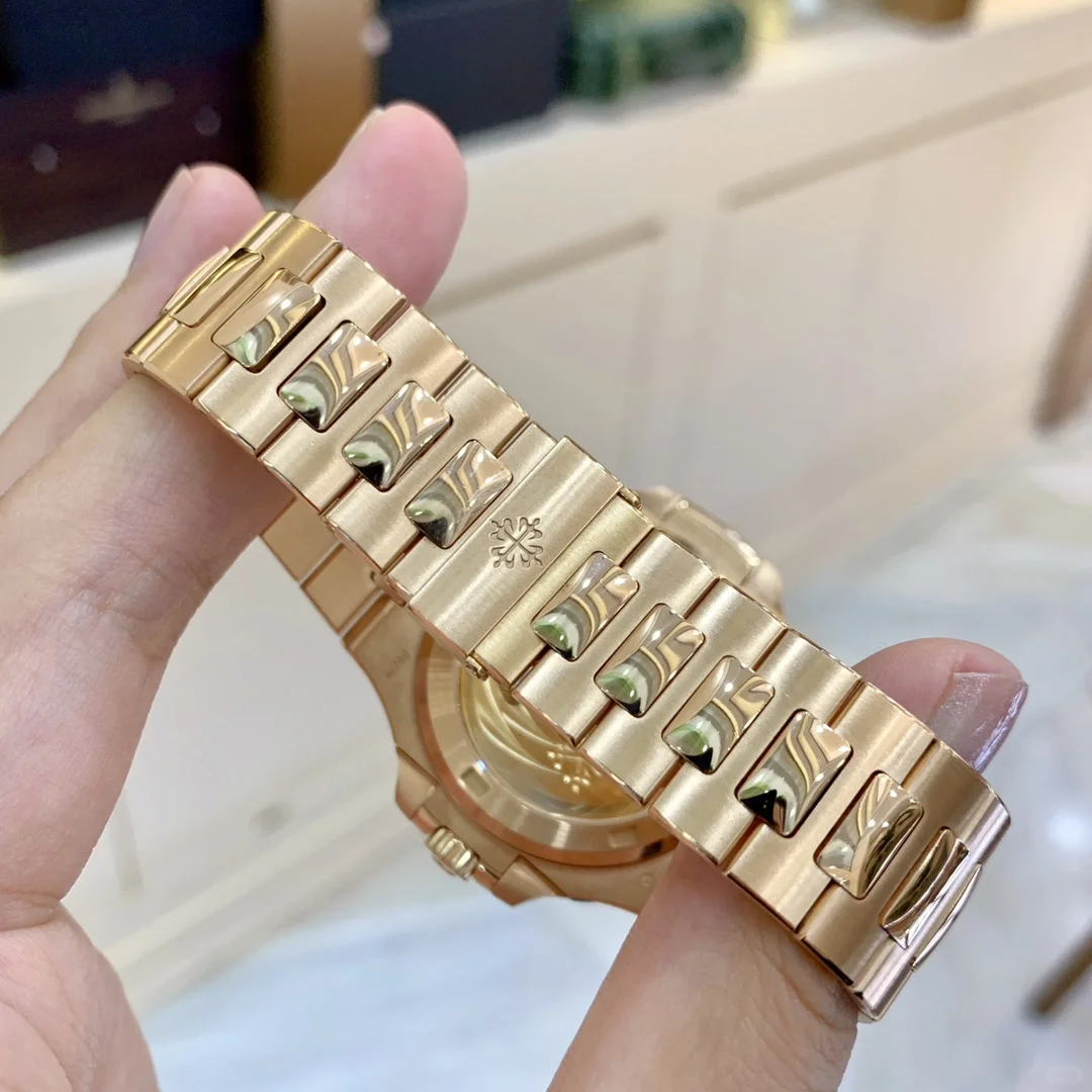 Patek Philippe Nautilus Rose Black 5711/1R-001 Replica