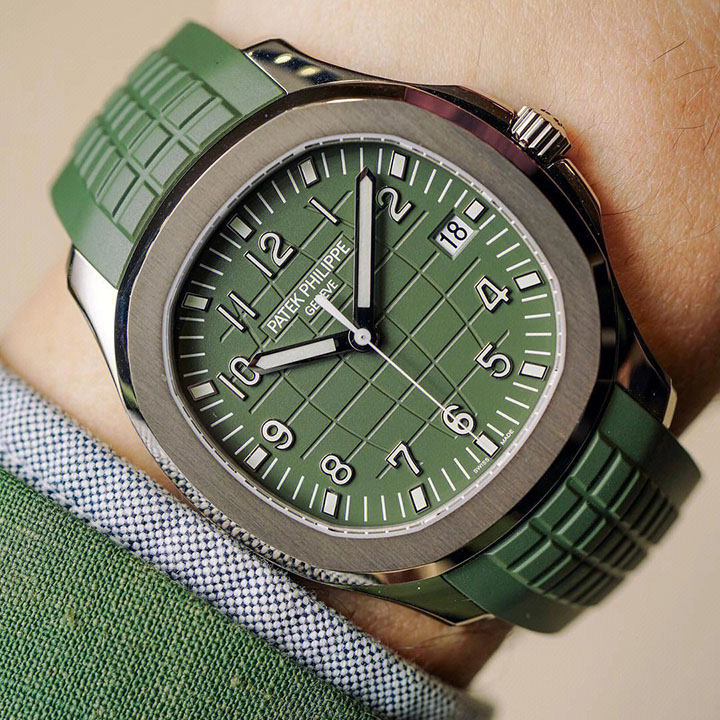 Patek Philippe Aquanaut 5968G-010 Khaki Green 42.2mm