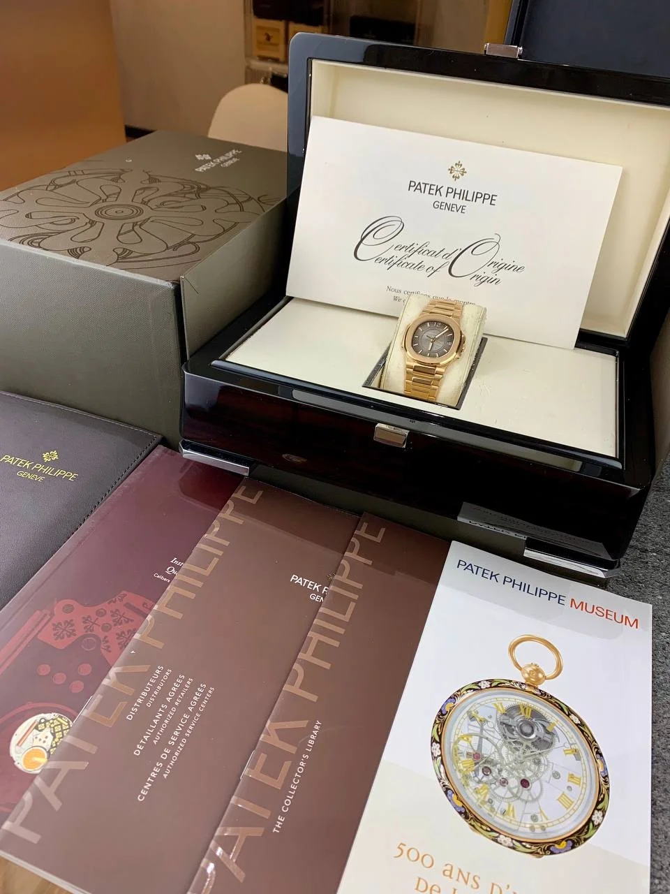 Patek Philippe Nautilus 7011/1R-010 Replica