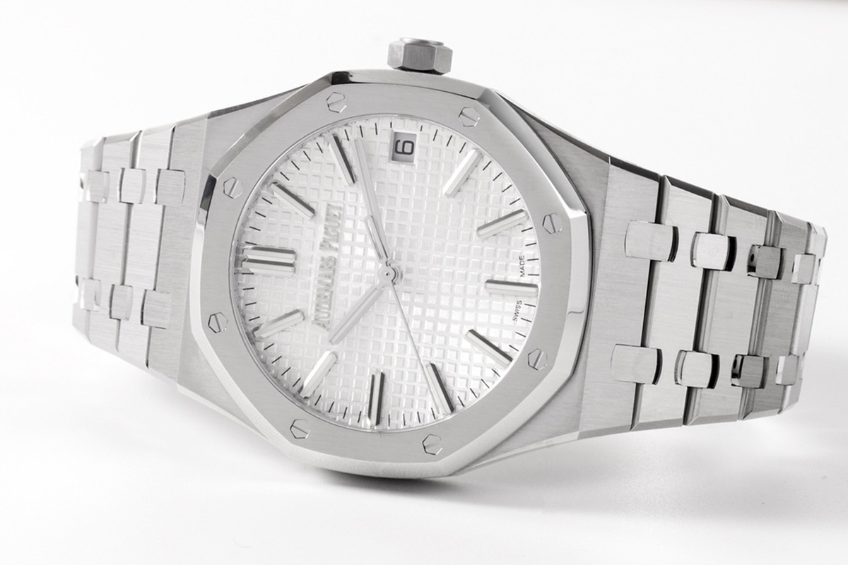 Audemars Piguet Royal Oak 50th Anniversary 41 mm, White Ref. 15510ST.OO.1320ST.03