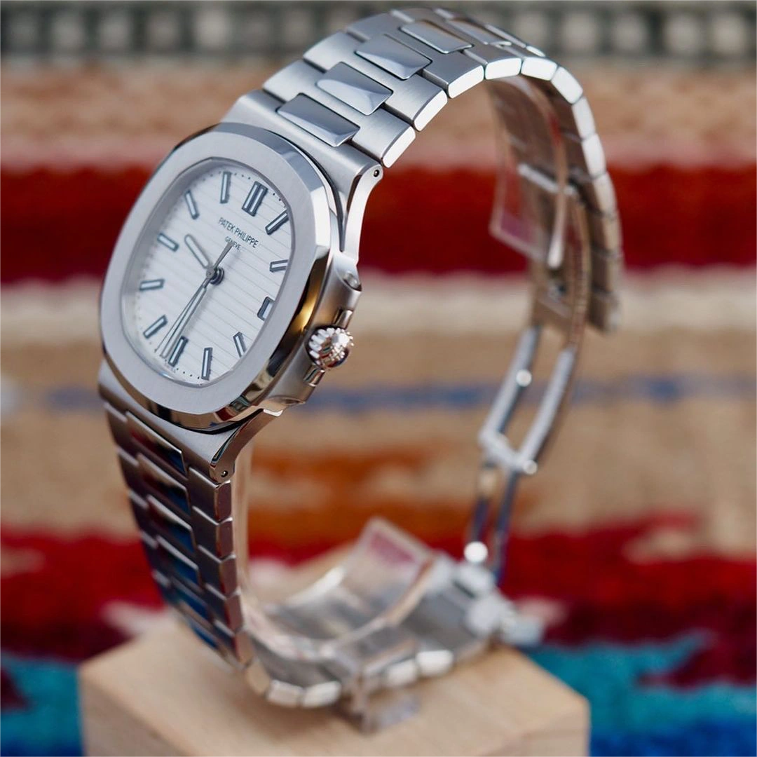 PATEK PHILIPPE Nautilus 5711/1A-011
