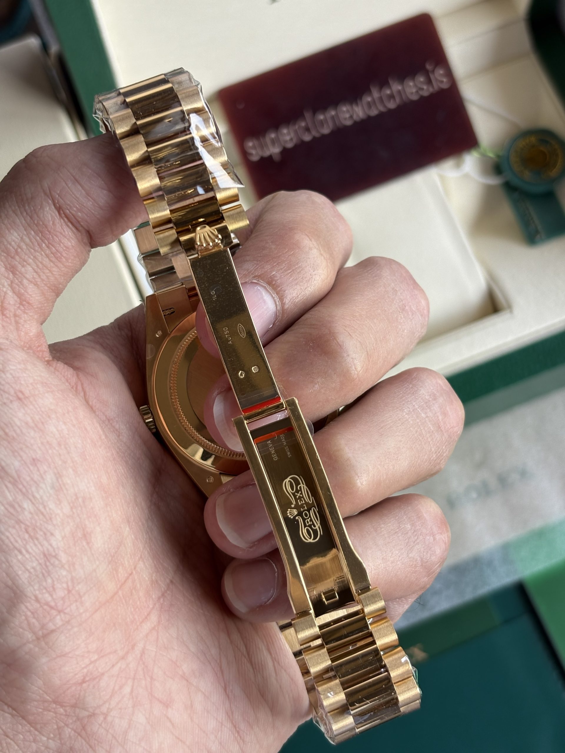 DAY-DATE PRESIDENTIAL YELLOW GOLD GREEN DIAL CLONE ROLEX WATCH