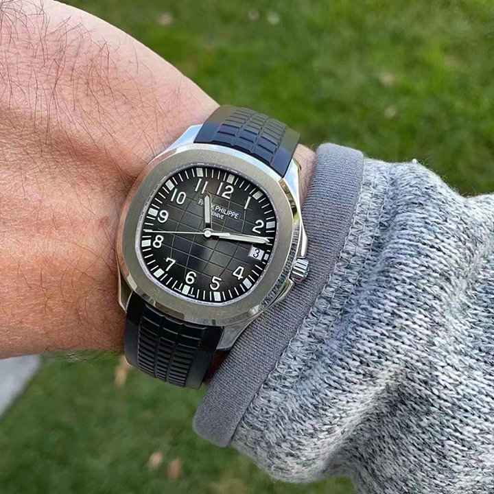 5167A-001-Patek Philippe AQUANAUT