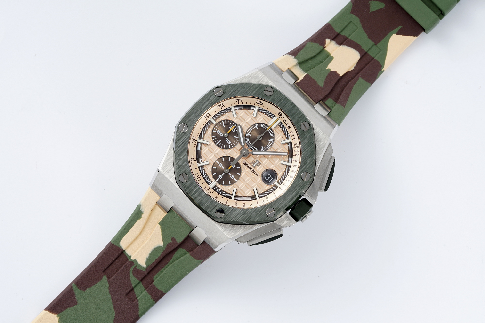Audemars Piguet Royal Oak Offshore 44 mm, Champagne Ref. 26400SO.OO.A054CA.01