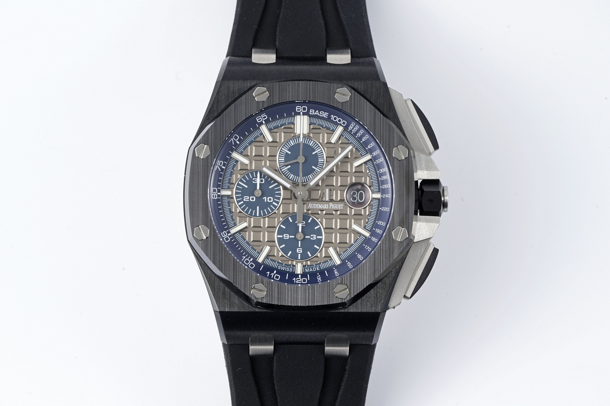 Audemars Piguet Royal Oak Offshore 44 mm, Grey Ref. 26405CG.OO.A004CA.01