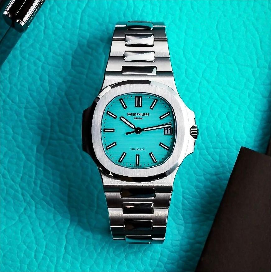 Patek Philippe (Commemorative Edition) NAUTILUS 5711/1A-018