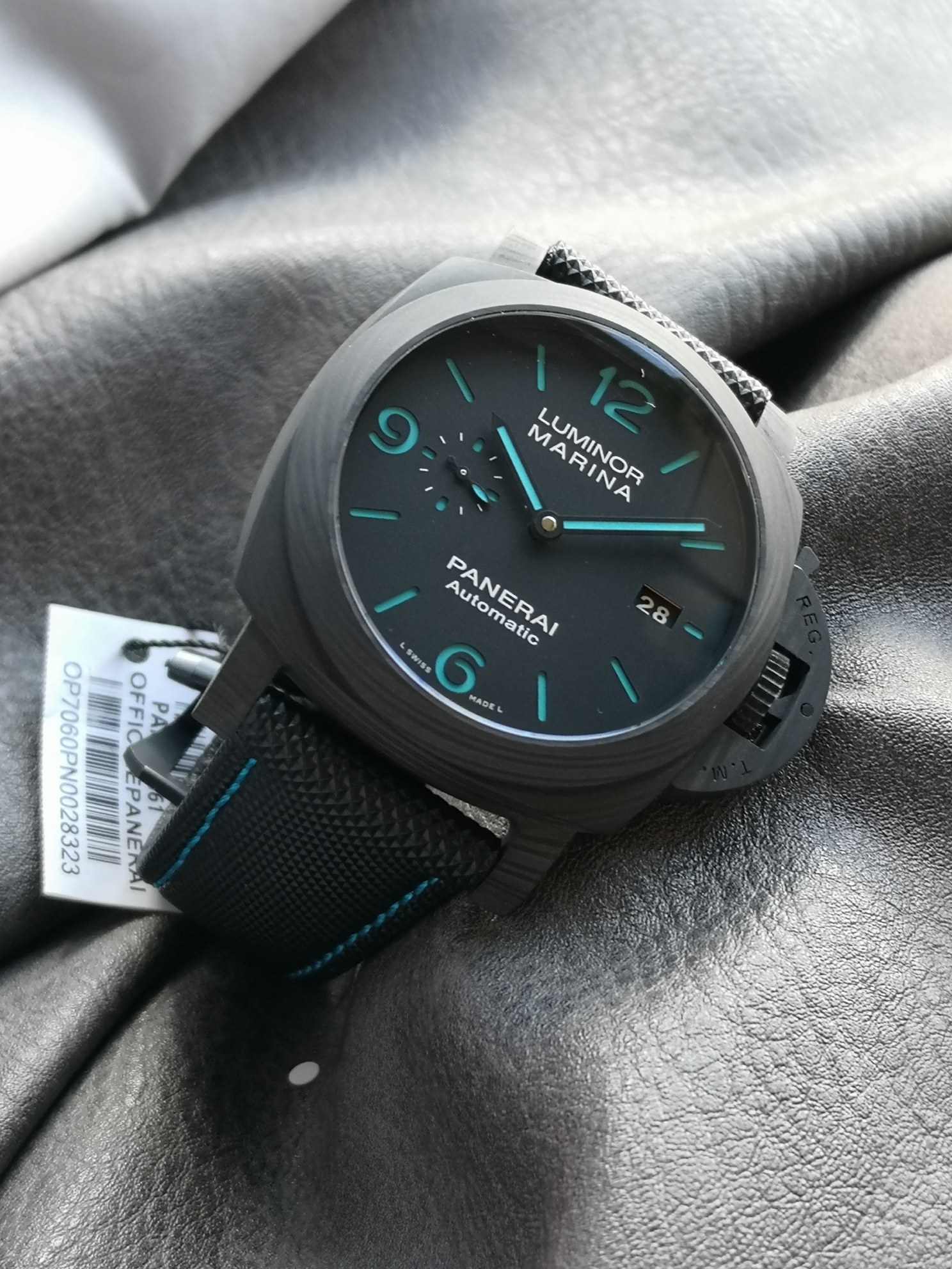 PANERAI Luminor Marina Carbotech 44mm PAM01661