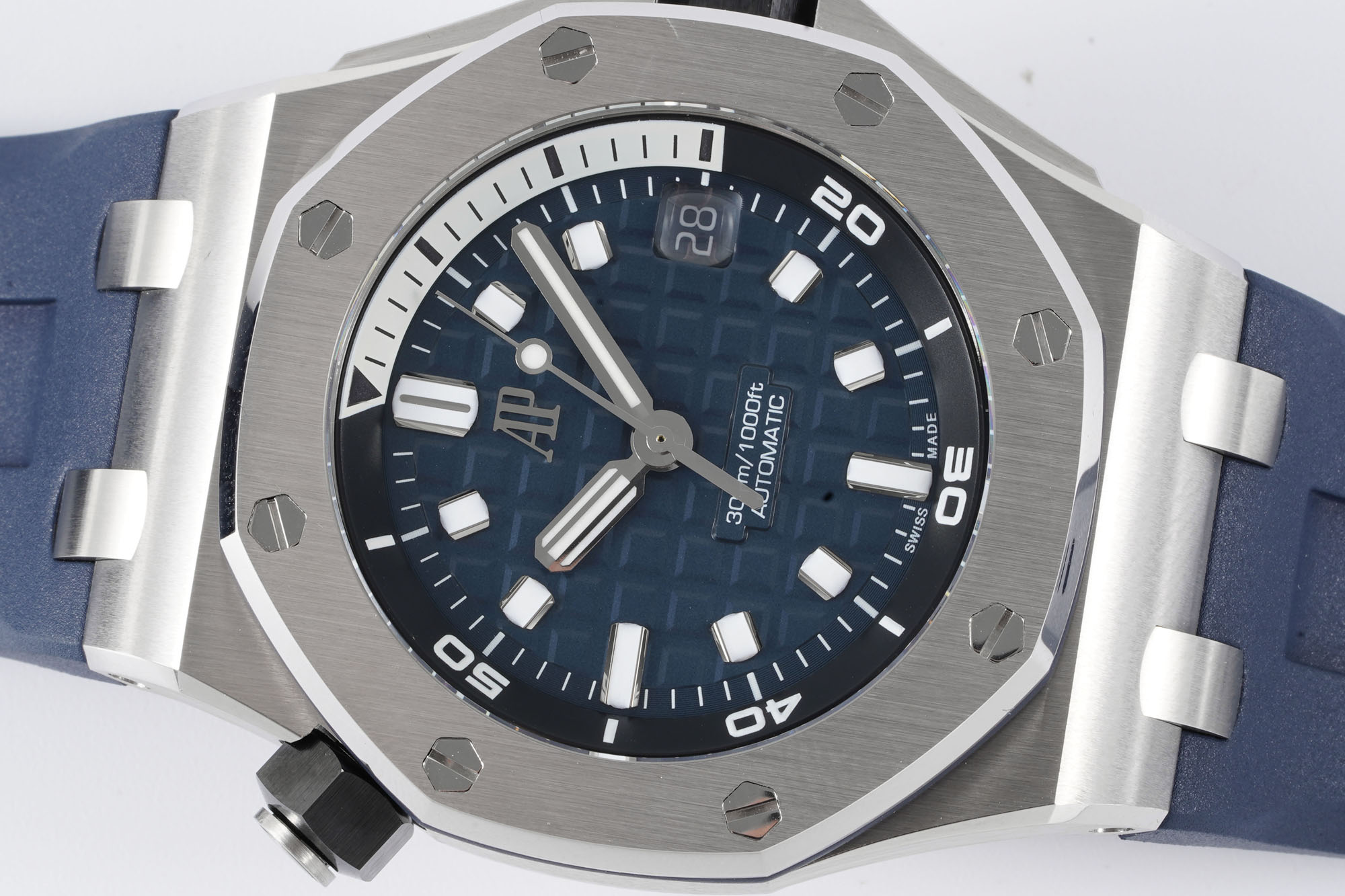 Audemars Piguet Royal Oak Offshore Diver 42 mm, Blue Ref. 15720ST.OO.A027CA.01
