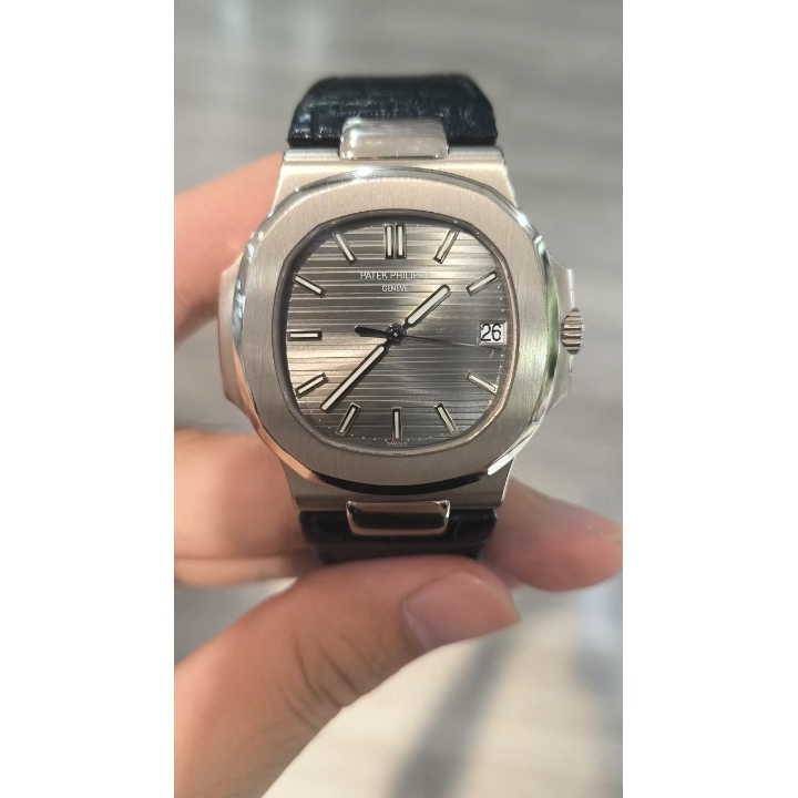 Patek Philippe Nautilus 5711G-001 Replica