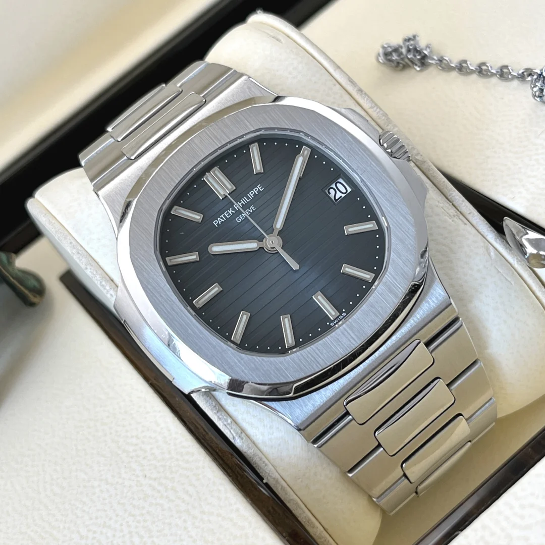 Patek Philippe Nautilus 5711/1A-010 Replica