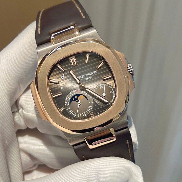 5712GR-001 Patek Philippe NAUTILUS
