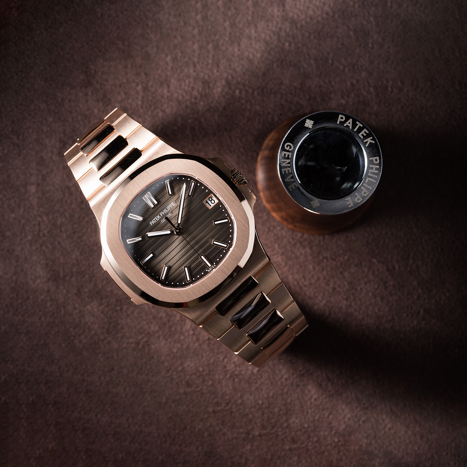 5711/1R-001-Patek Philippe Nautilus