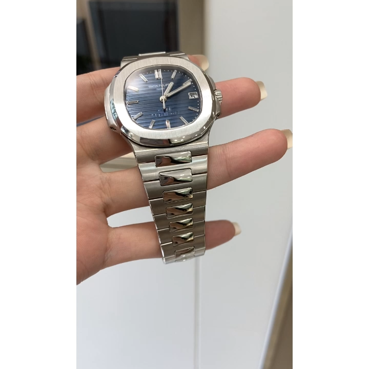 Patek Philippe Nautilus Platinum Blue 5711/1P-011 Replica