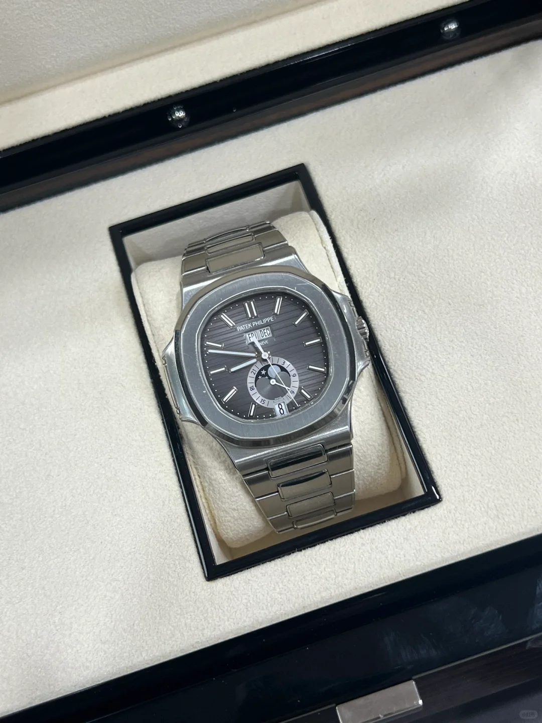 Patek Philippe Nautilus 5726/1A-001 Black Dial Replica