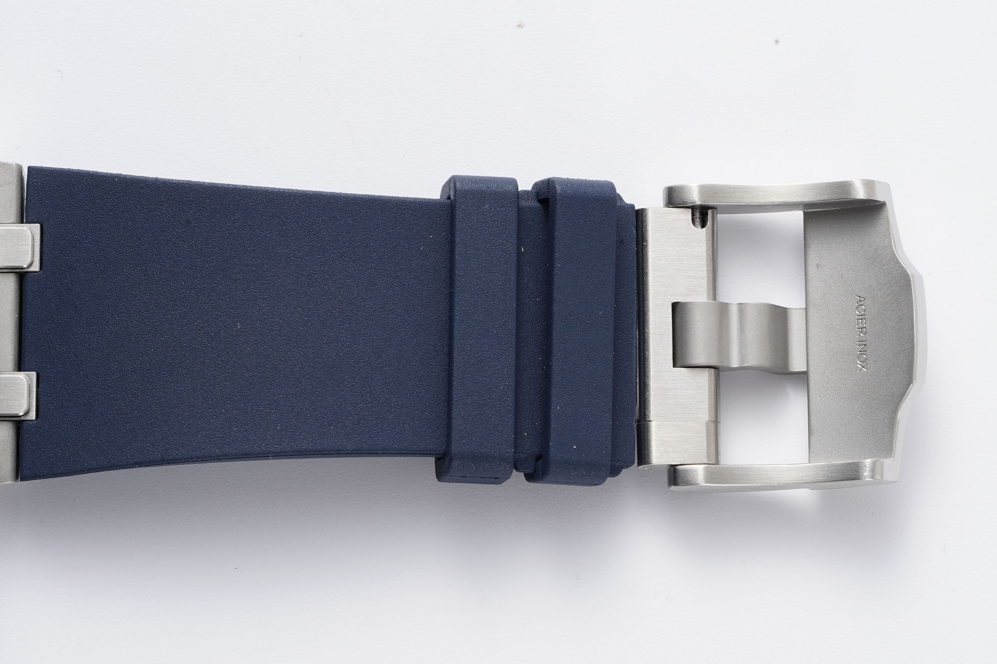 Audemars Piguet Royal Oak Offshore Diver 42 mm, Blue Ref. 15720ST.OO.A027CA.01