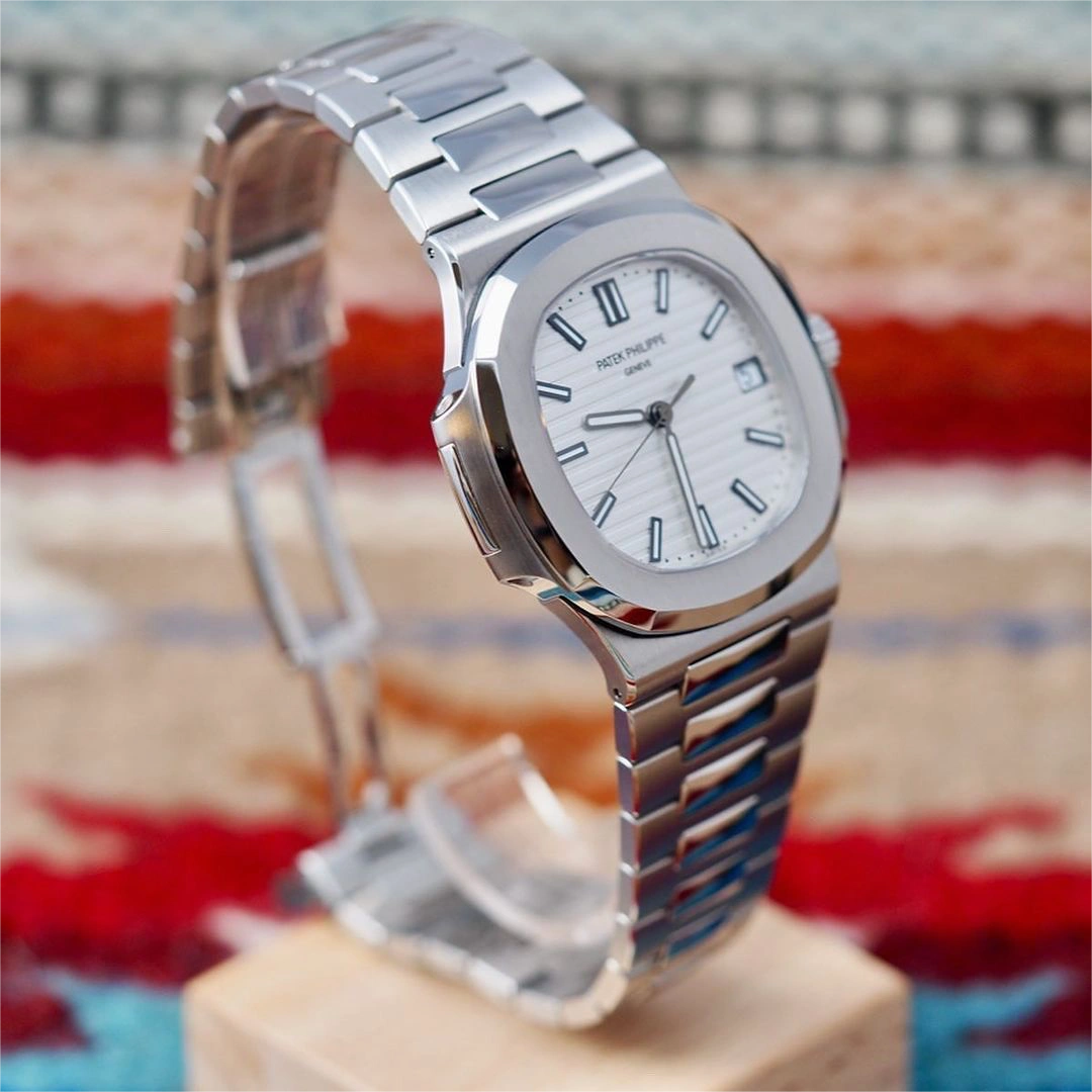 PATEK PHILIPPE Nautilus 5711/1A-011