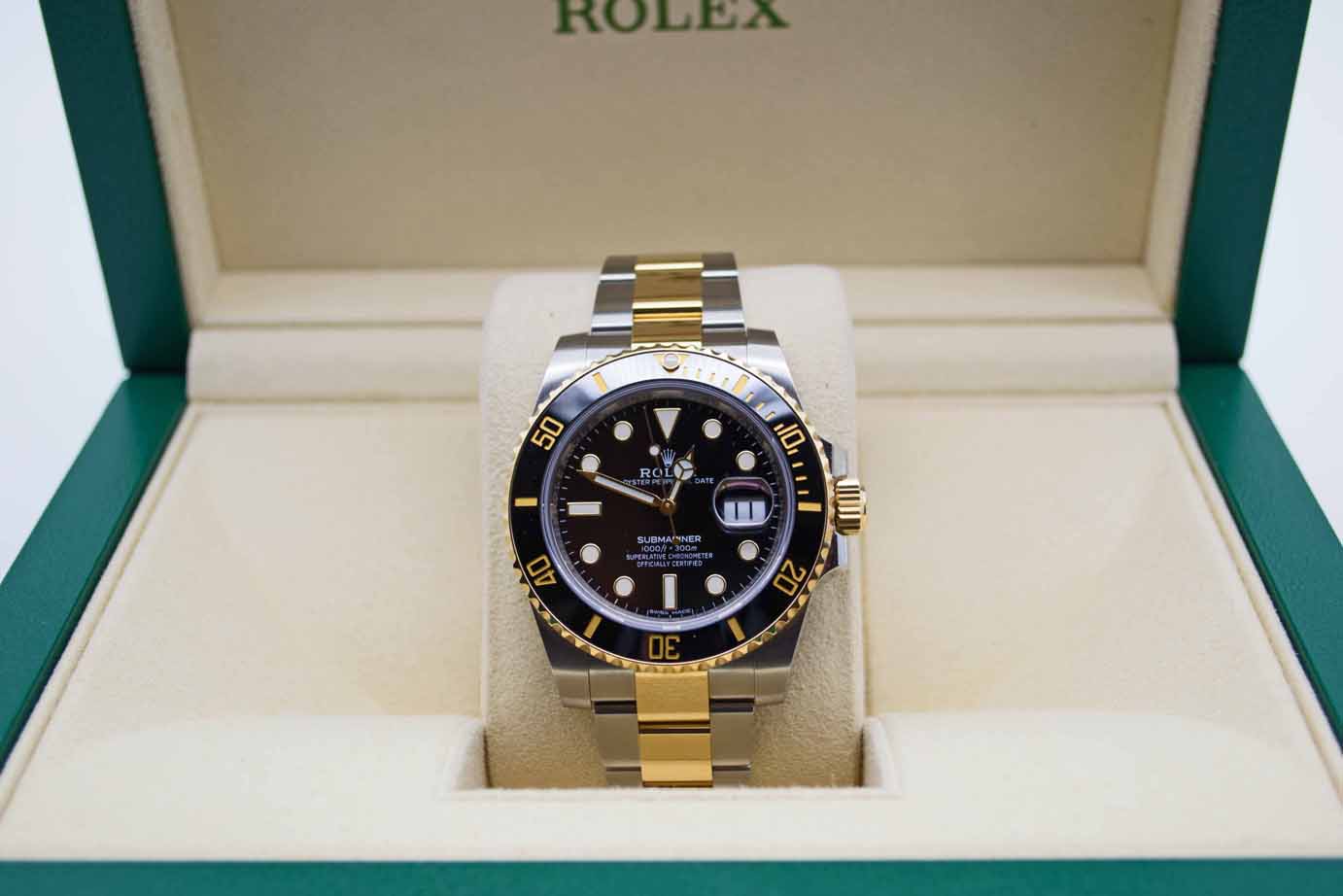 Rolex Submariner 116613LN-0001 black dial watch