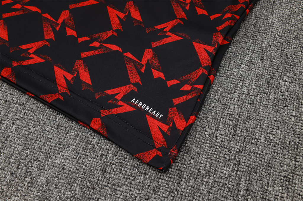 Manchester United Training Jersey 24/25