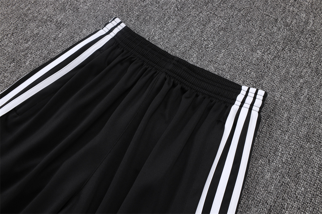 Juventus Training Jersey 25/26