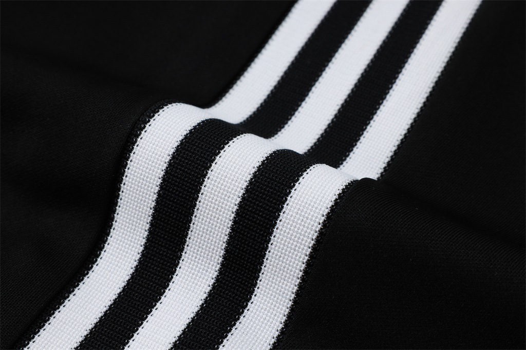 Manchester United Training Pants 24/25