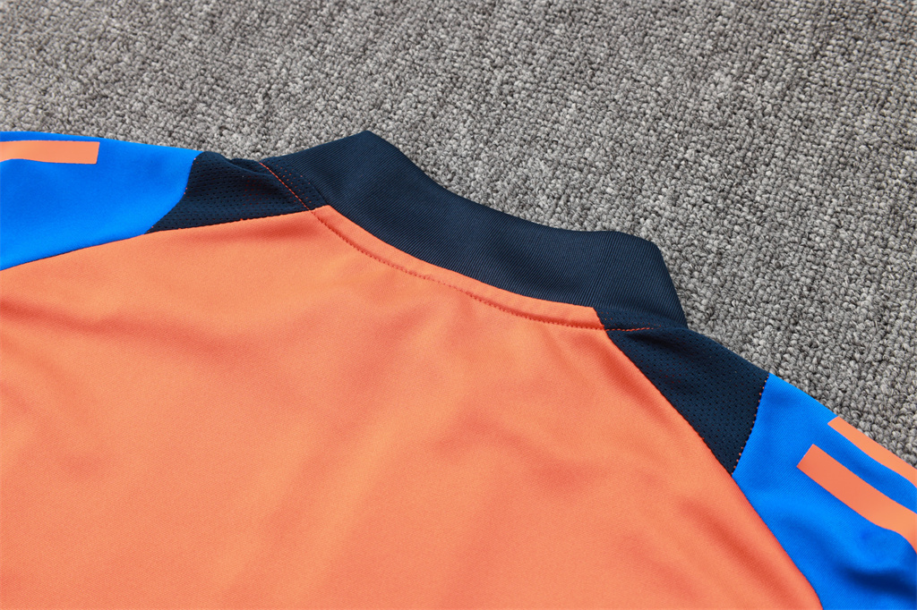 Juventus Kids Training Suit 24/25