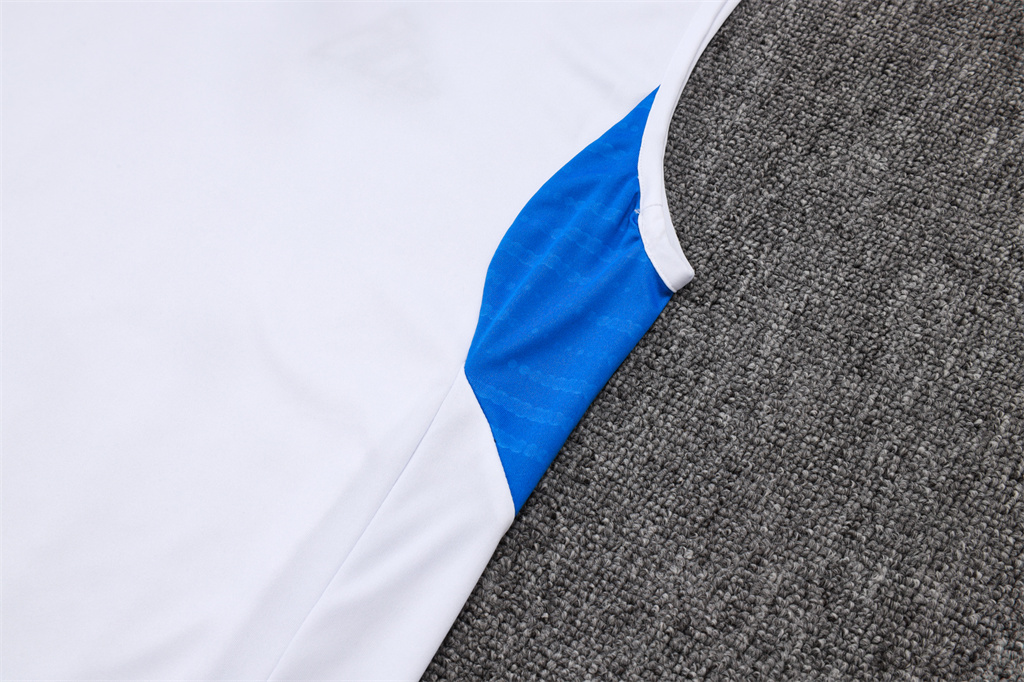 Manchester United Training Jersey 25/26