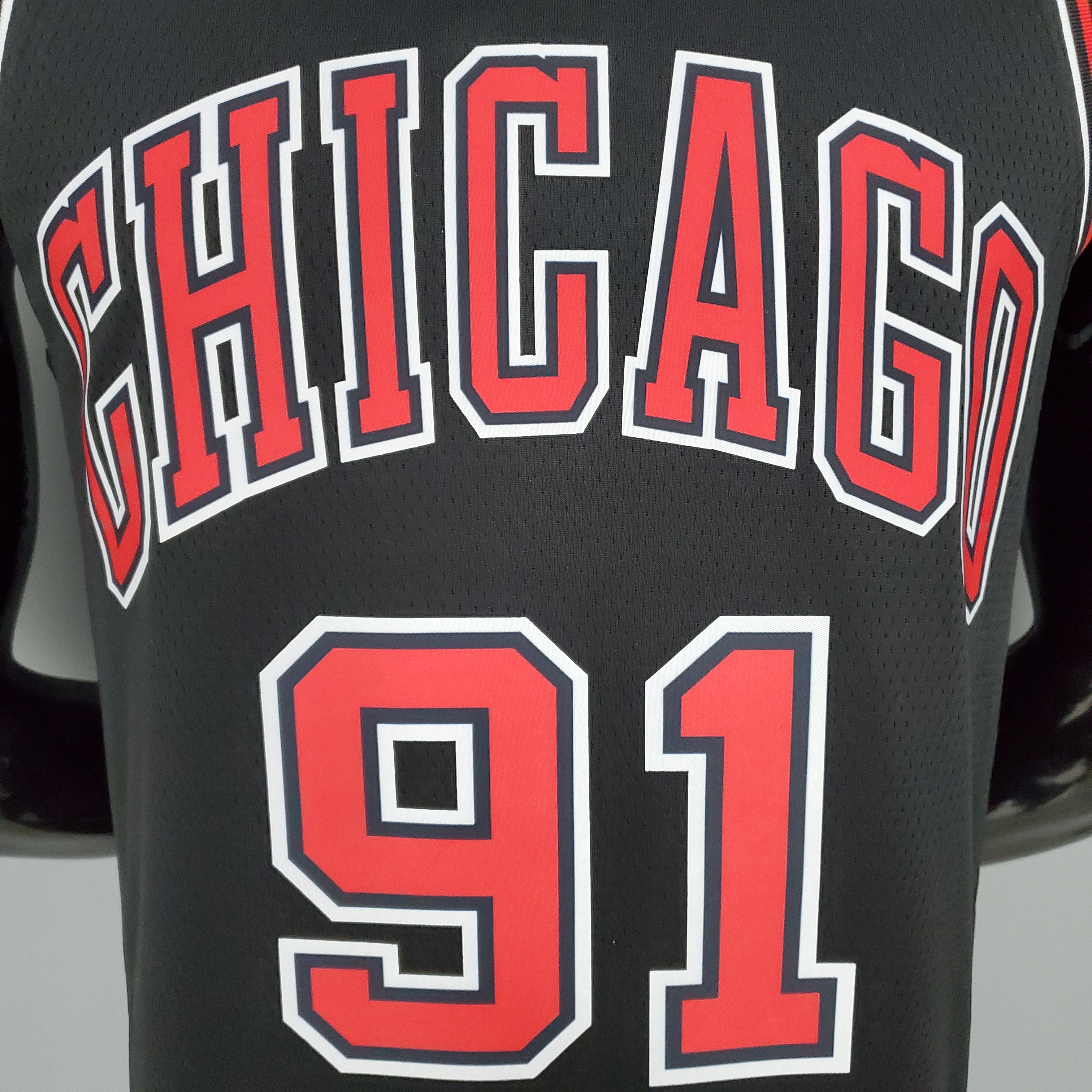 Dennis Rodman Chicago Bulls Swingman Jersey Black