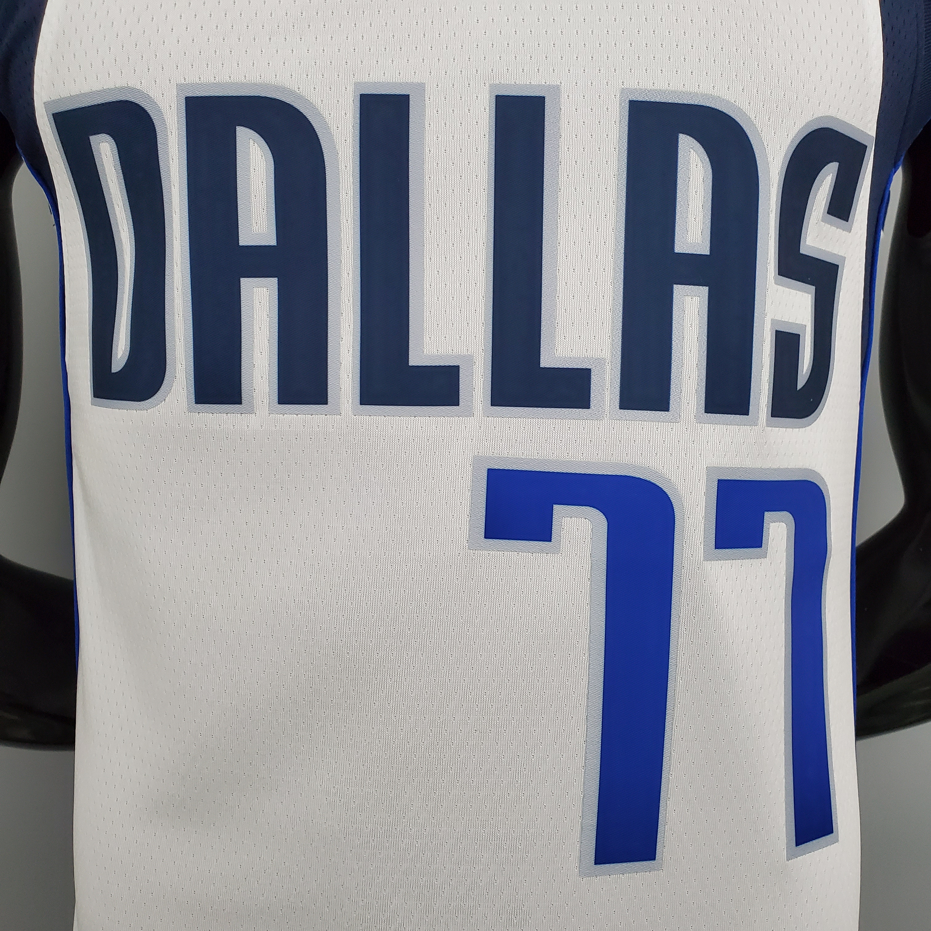 Luka Doncic Dallas Mavericks 75th Anniversary Swingman Jersey White