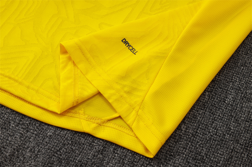 Borussia Dortmund Training Jersey 24/25